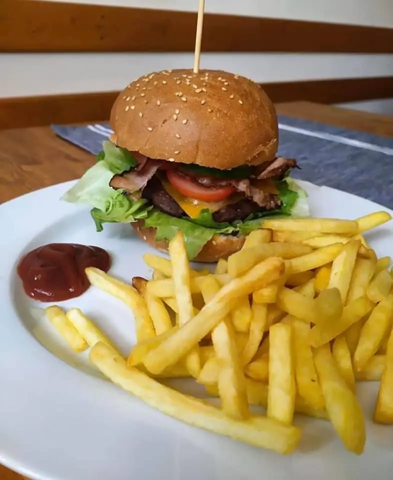 Restaurace Pod Zámeckým_Nové Hrady_slider_image_2