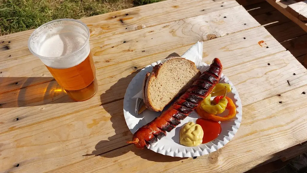 Občerstvení MIKI_Dolní Počernice_slider_image_1