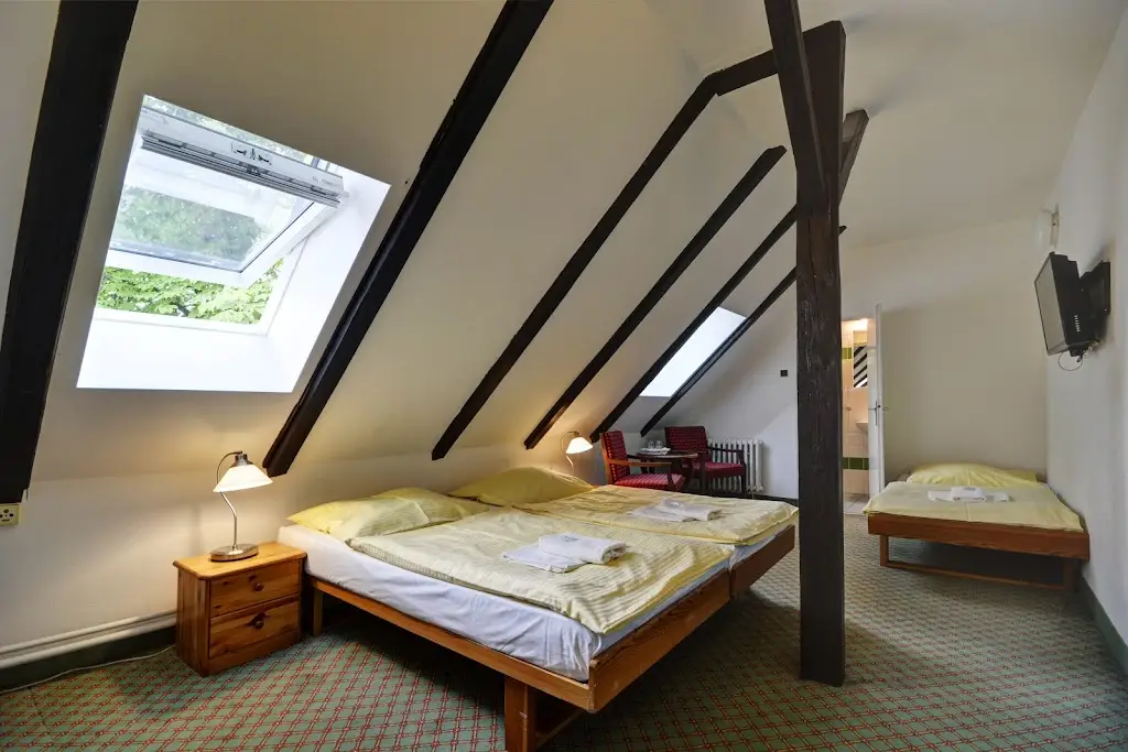 Hotel Svornost_Dolní Počernice_slider_image_3