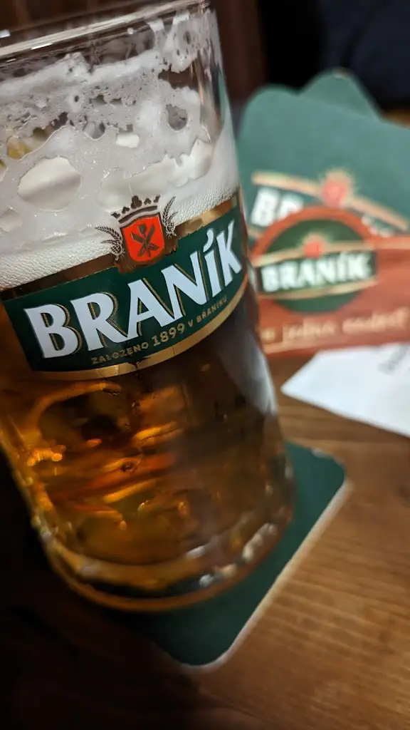 Patrik Pálka_Nádražní restaurace Braník_Braník_review