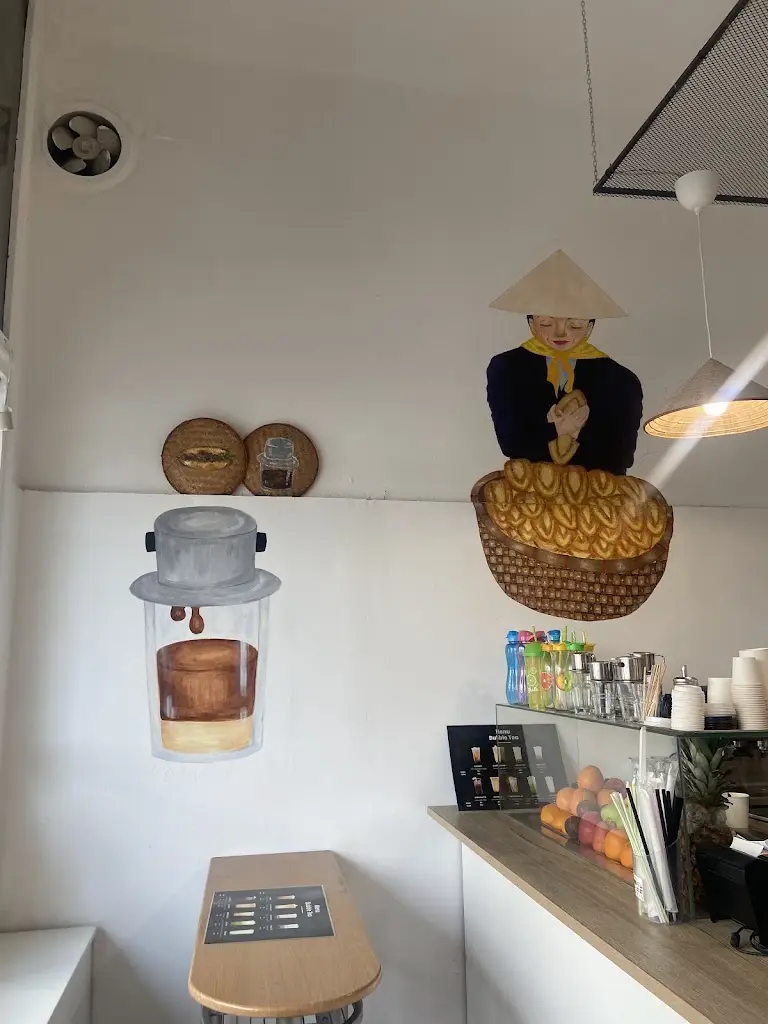 Zhanna Shchipletsova_Oanh's banh mi_Braník_review