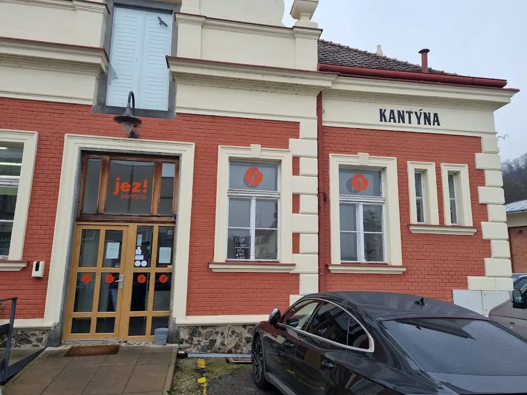 Jiří Staněk_JEZ KANTÝNA BRANÍK_Braník_review