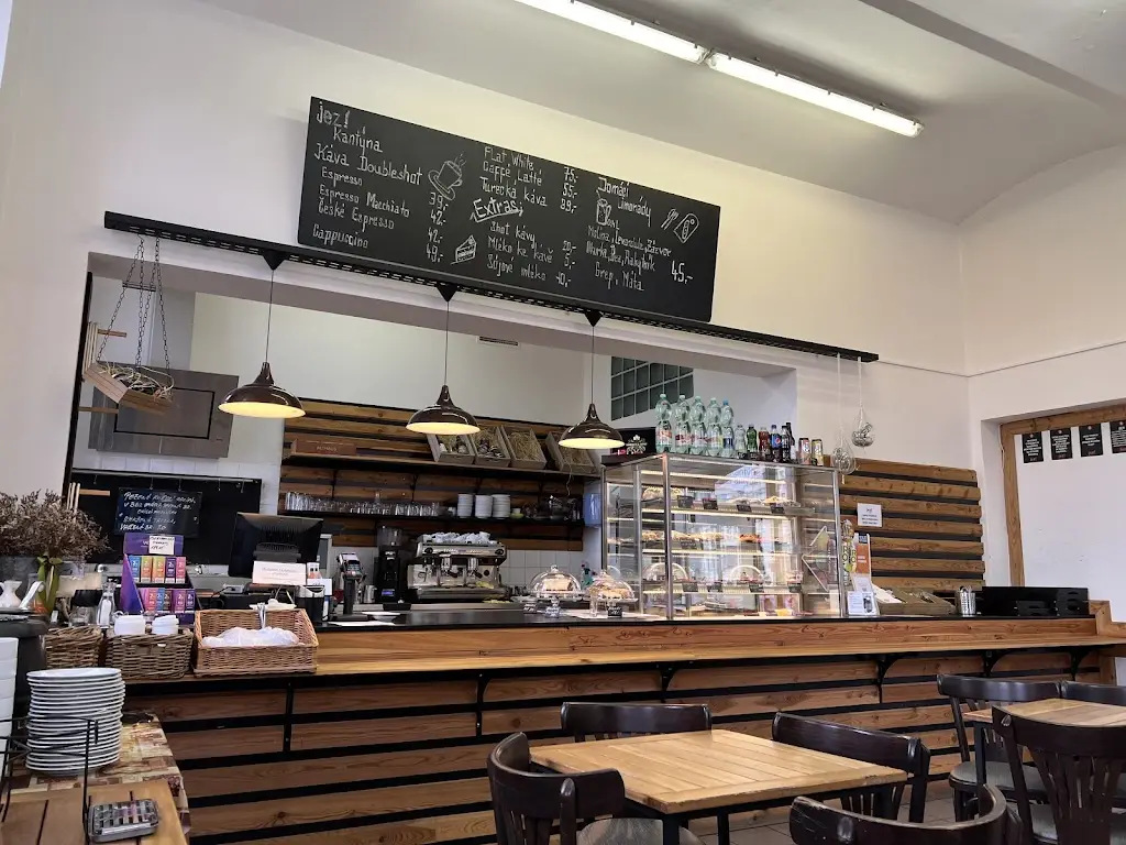 JEZ KANTÝNA BRANÍK_Braník_slider_image_3