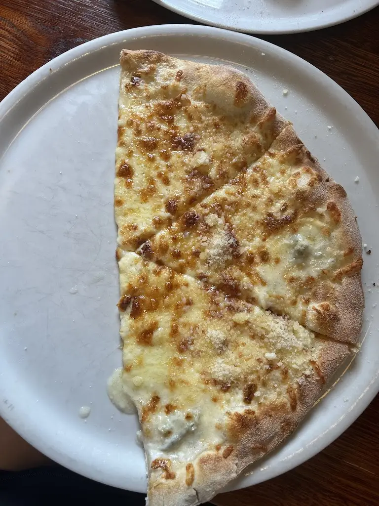 Roxana Mafteiu-Scai_Il Giardino_Braník_review