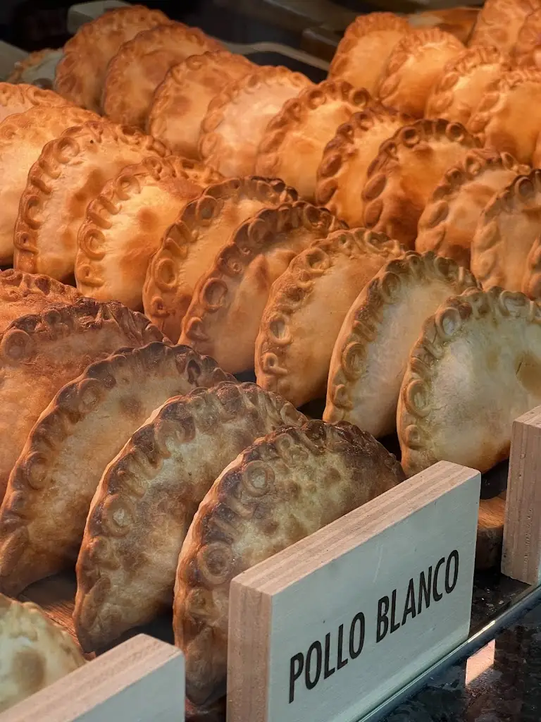 Jeneka Jool_Sabores Express_Bernartice_review