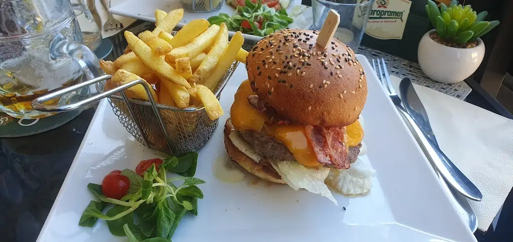 Sebastian Woxell_Restaurace U Zlaté hvězdy_Benešov_review