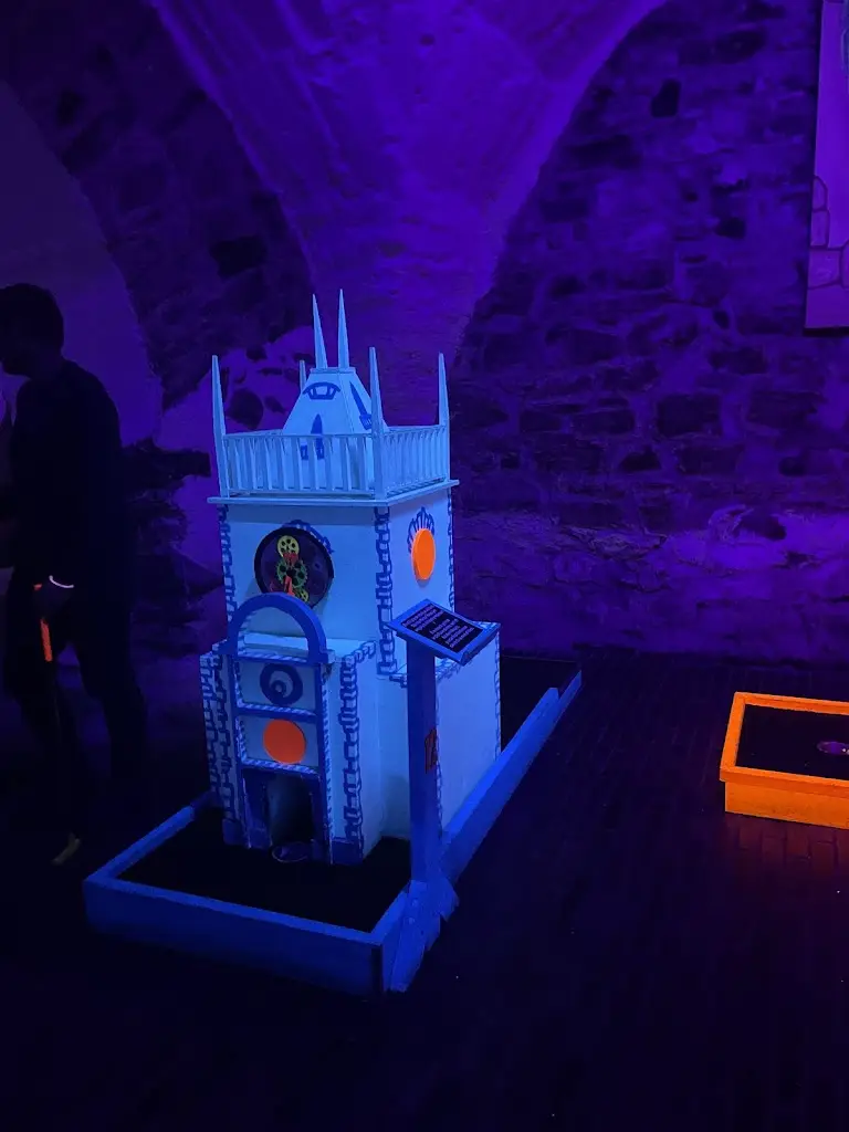 Harry Wright_Prague Golf & Games_Prague_recensione