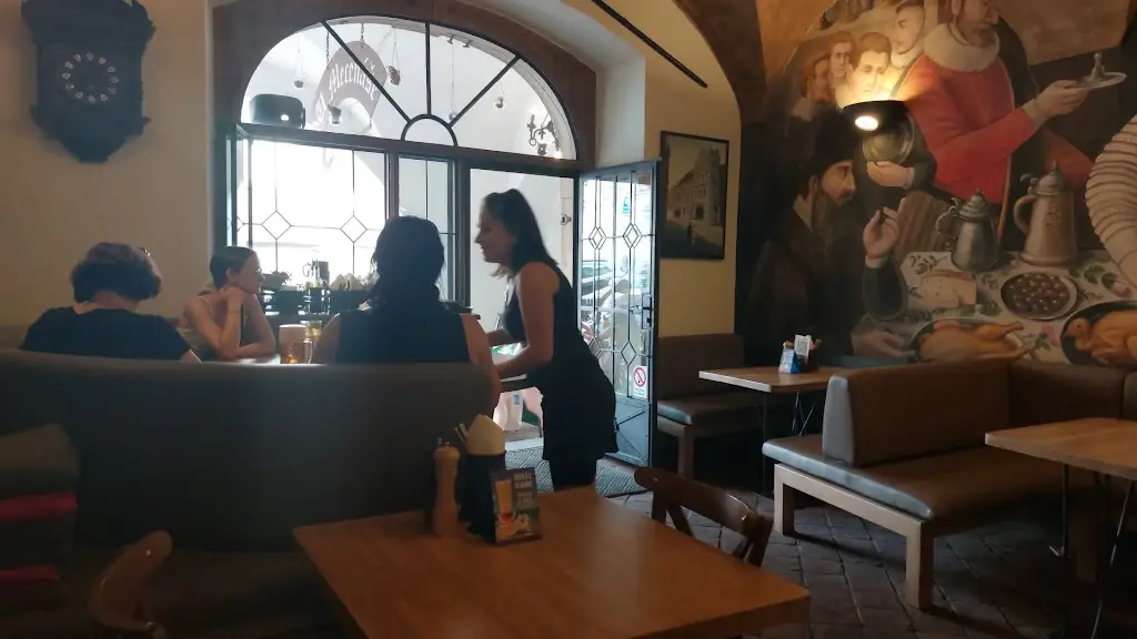 Restaurace U Mecenáše_Malá Strana_slider_image_2