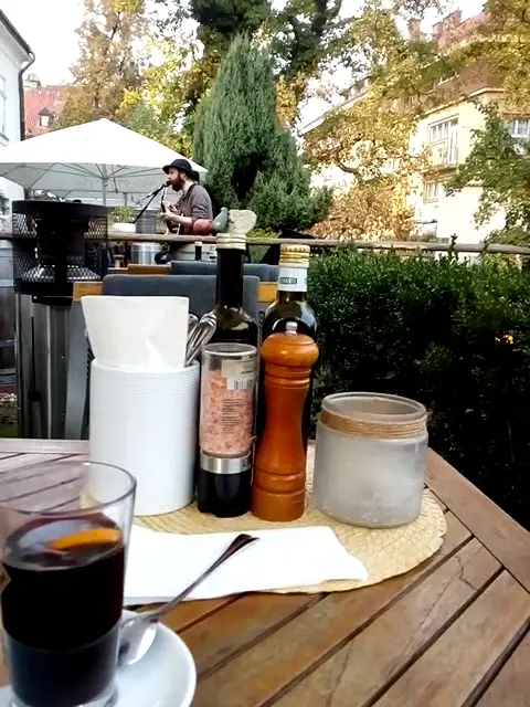 Piknik Park_Malá Strana_slider_image_2