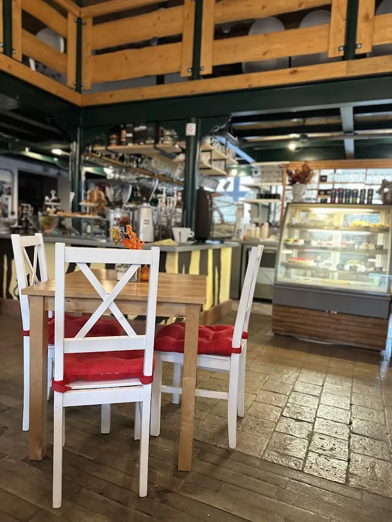 Bistrotéka Brandýsek_Brandýsek_slider_image_3