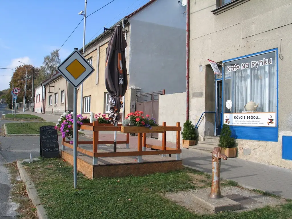 Kafe Na Rynku_Brandýsek_slider_image_3