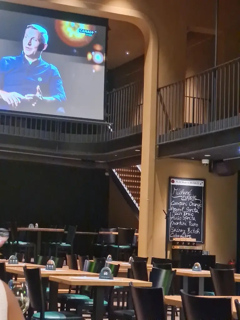 Mai Lariosa_Plzeňka u Brabců_Prosek_review