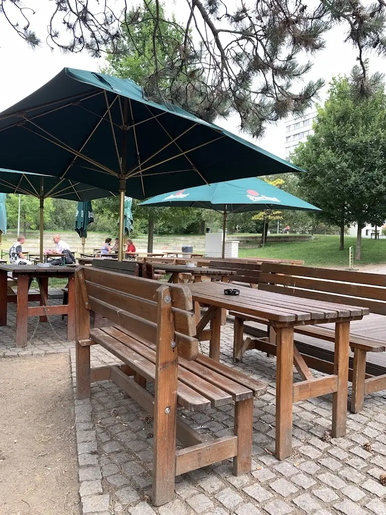 Olga_Parčík_Prosek_review