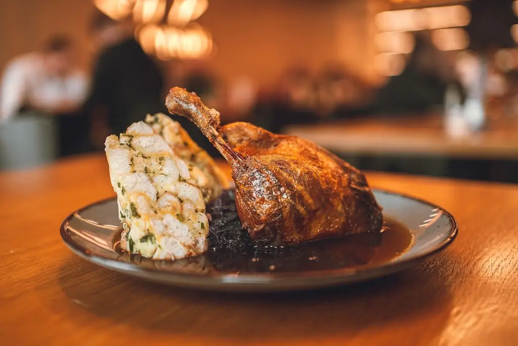 Restaurace Beroun Český Dvůr Beroun obědy večeře Beroun_Beroun_slider_image_2