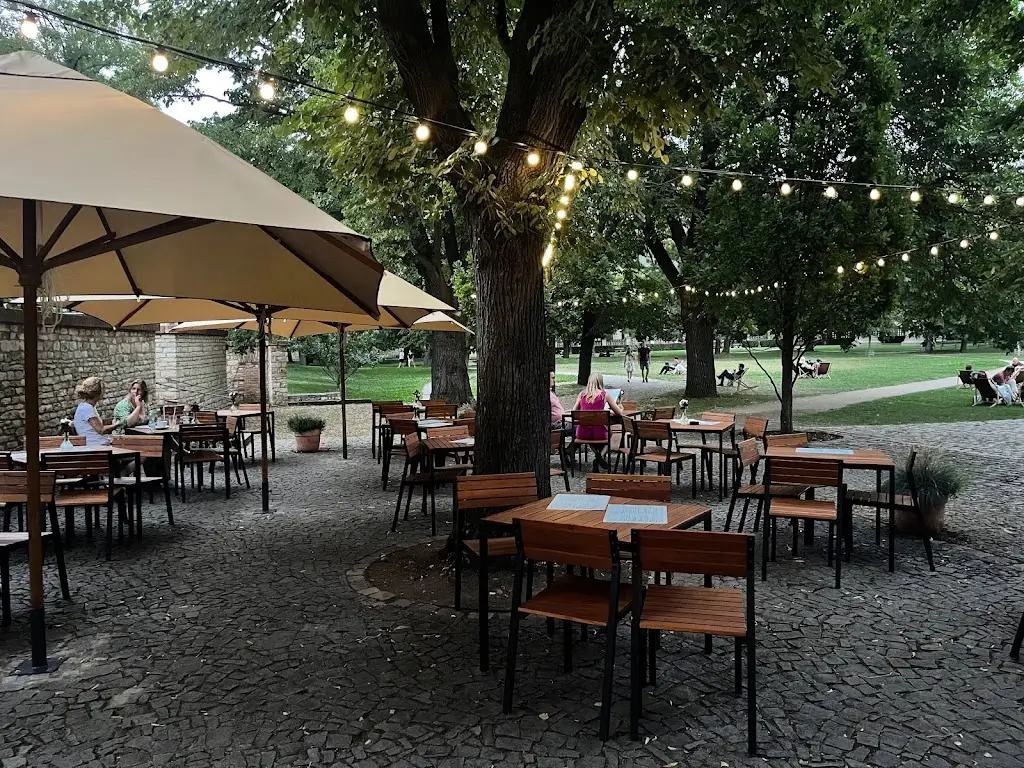 Café~bistro Citadela ristorante a Vysehrad