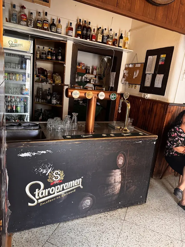 Petr Lnenicka_U Junků_Buštěhrad_review