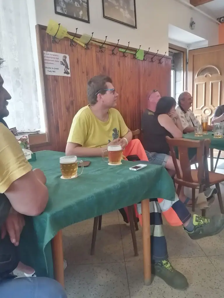 Martin Pilat_U Junků_Buštěhrad_review