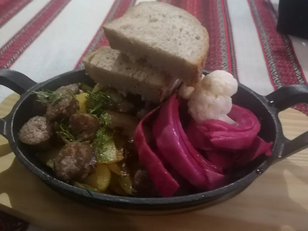 Nikola Roglova_Restaurace U Bečvářů_Buštěhrad_review