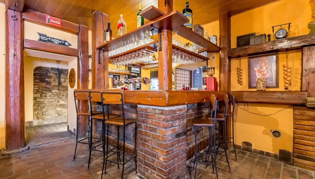 Restaurace U Bečvářů_Buštěhrad_slider_image_1