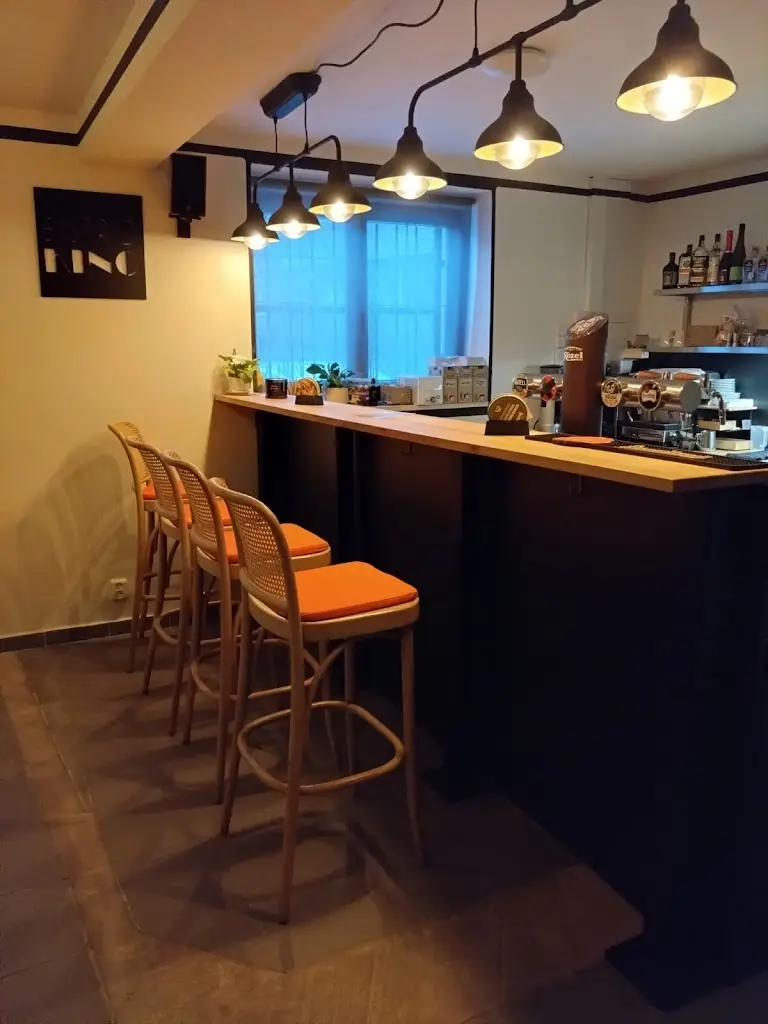 Bistro KINO ristorante a Buštěhrad