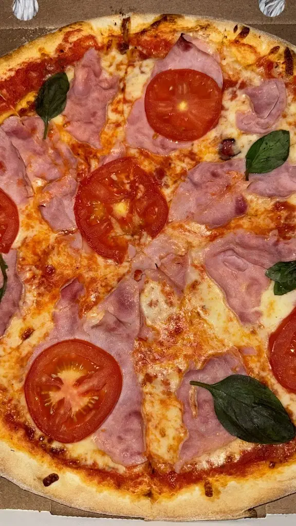 Veronica J_Pizza Buštěhrad_Buštěhrad_review