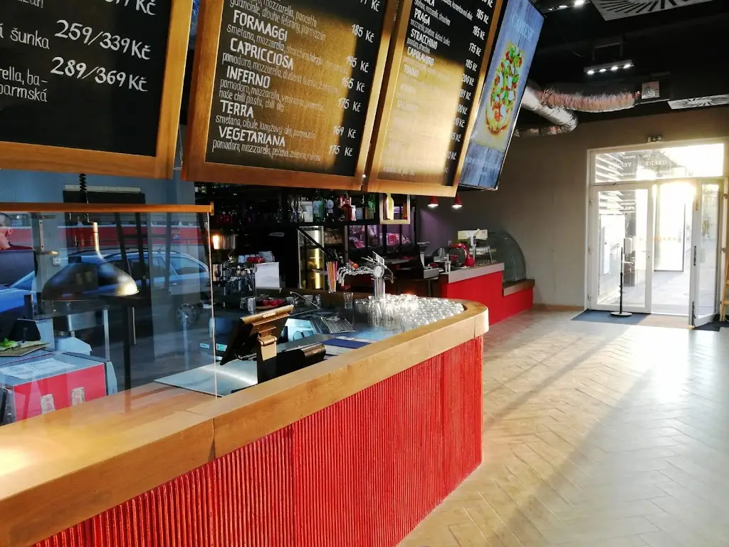 Stazione Felicita_Vysočany_slider_image_1