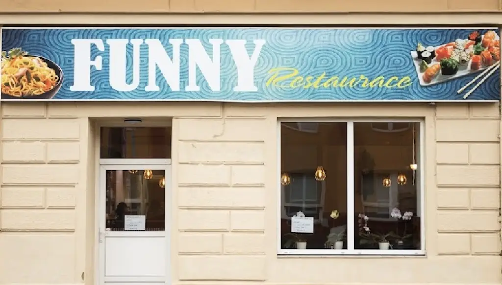 Funny restaurace_Vysočany_slider_image_1