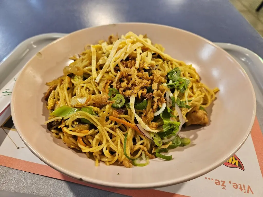 Petr Jasinski_Restaurace Han Food - NC Fénix Praha_Vysočany_review