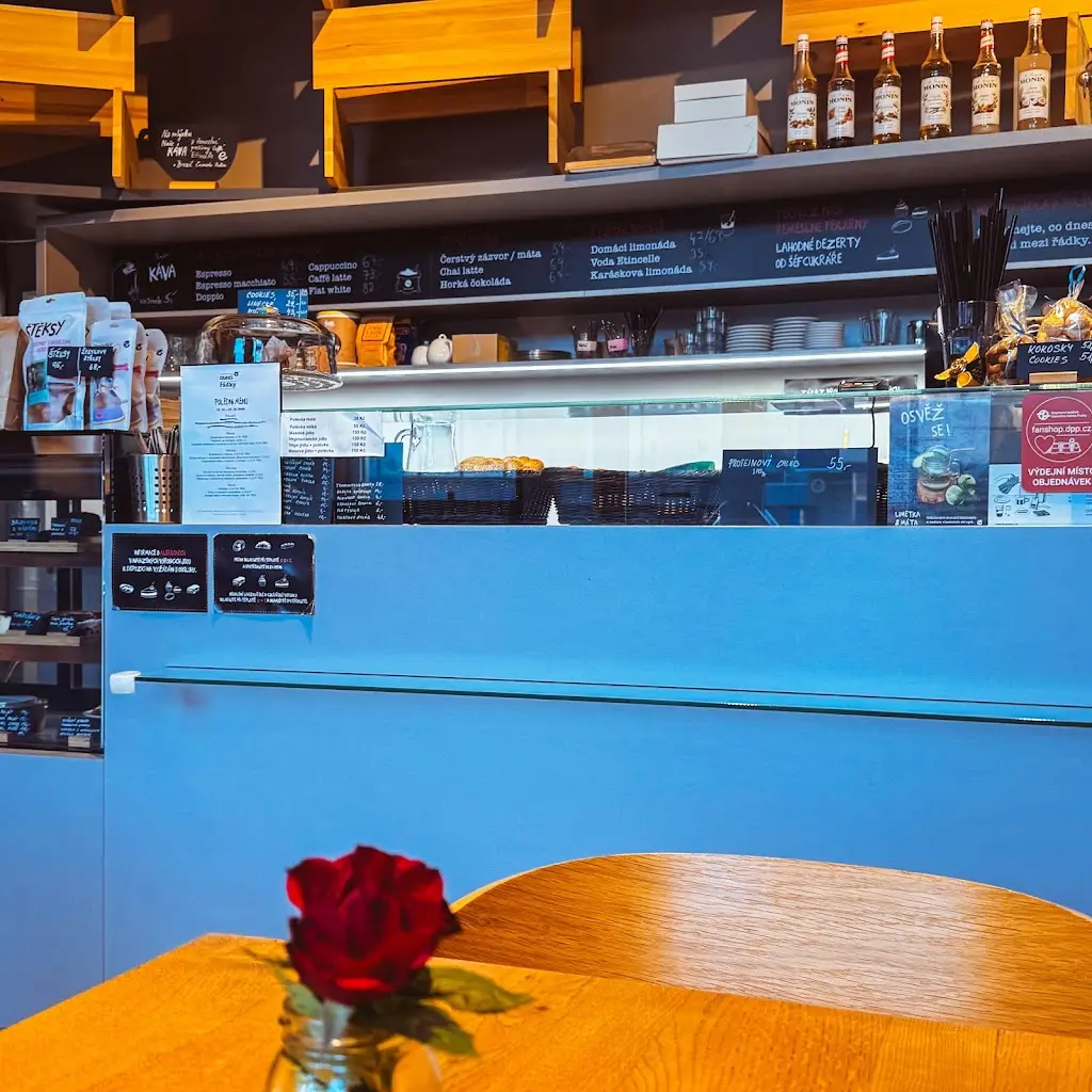 Bistro Mezi řádky - Dopravní podnik hl.m. Prahy_Vysočany_slider_image_2