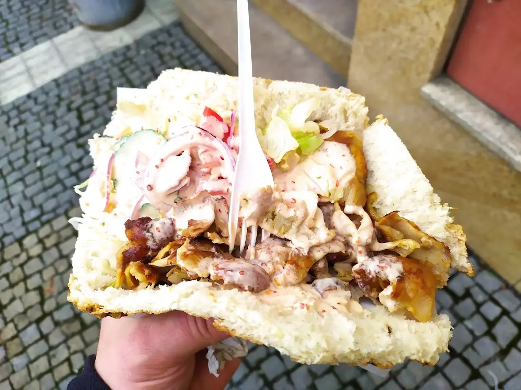 Menu_Pizzeria La Famiglia_Březnice_image_5