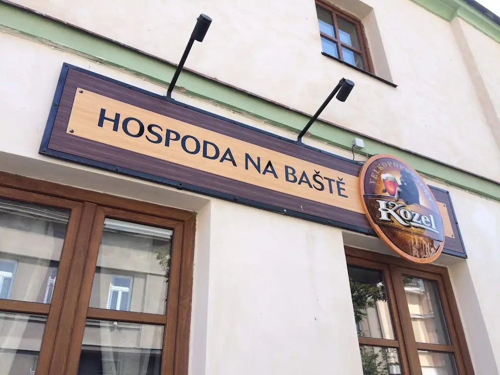 KK centrum a chráněná dílna NA BAŠTĚ_Benátky nad Jizerou_slider_image_1