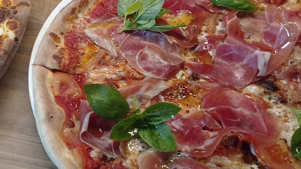 Adelante Pizzeria_Benátky nad Jizerou_slider_image_3