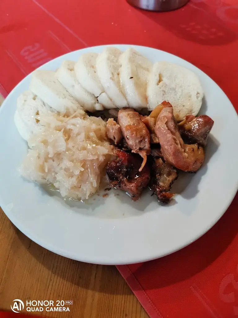 Miloslav Vosyka_Restaurace Bruch_Benátky nad Jizerou_review