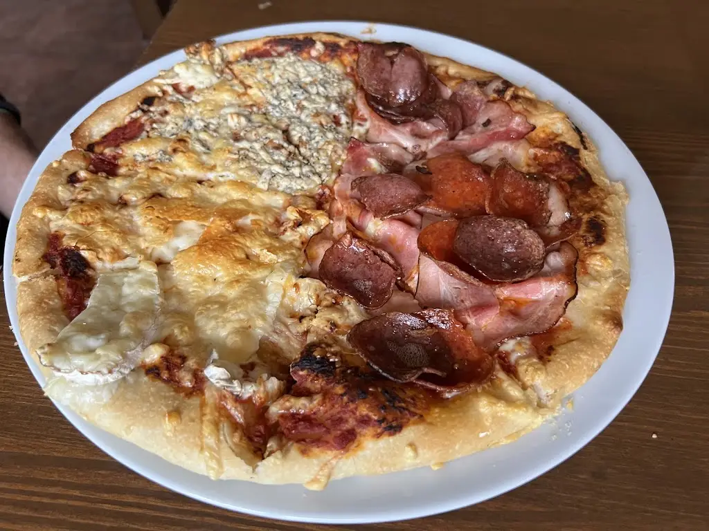 Jan Tříska_Hospůdka u Vasila_Červené Pečky_recensione