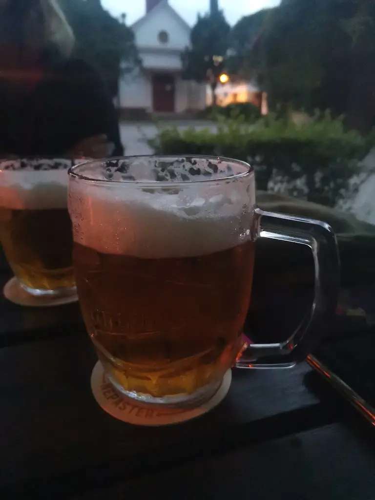 Iveta Honzová_Restaurace Dělnický dům_Chyňava_review