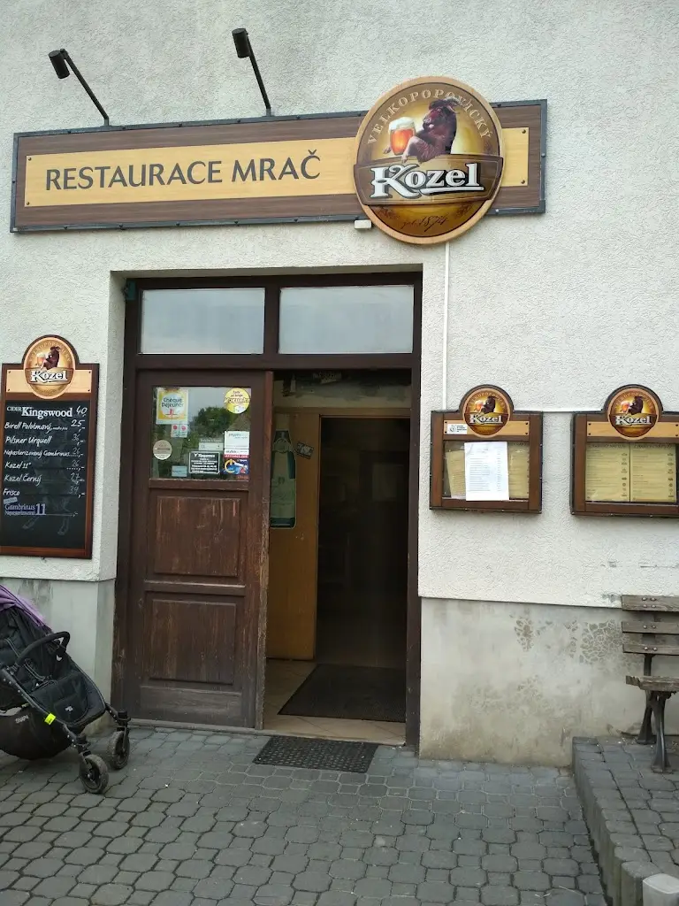 Gabriela Midlochová_Restaurace Mrač_Čerčany_review