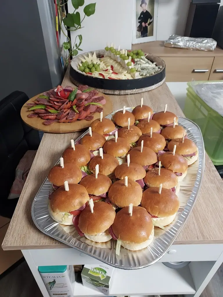 Food truck Alexandra_Čerčany_slider_image_2