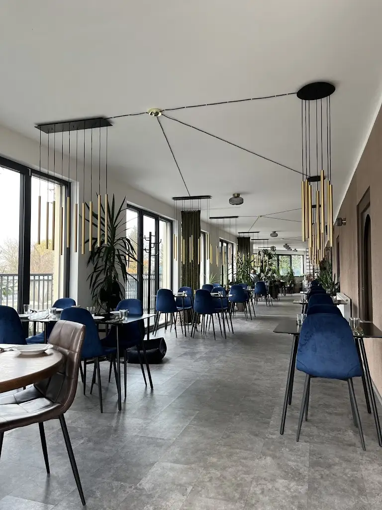 김태은_SHIVA restaurant and bar_Brandýs nad Labem-Stará Boleslav_review