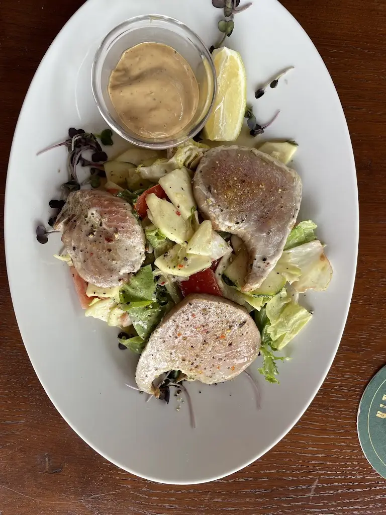 ЖЕНЯ & ЯНА_Rybička restaurace & bistro_Brandýs nad Labem-Stará Boleslav_review