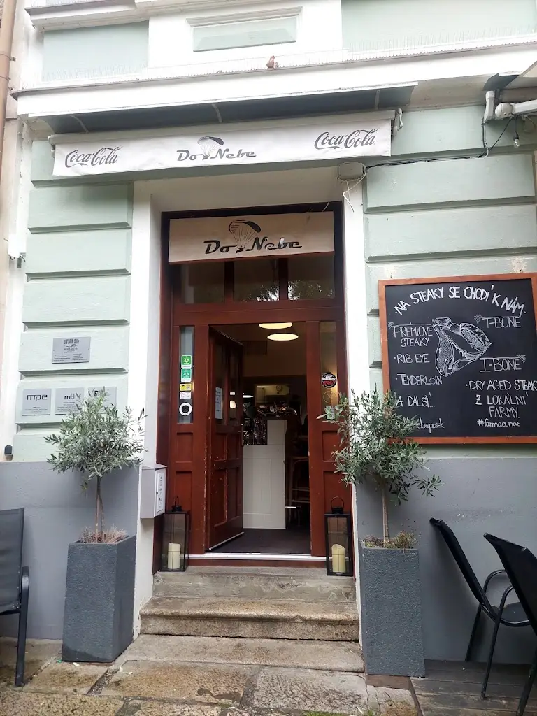 Do Nebe – Bezlepková restaurace_Okres Písek_slider_image_3