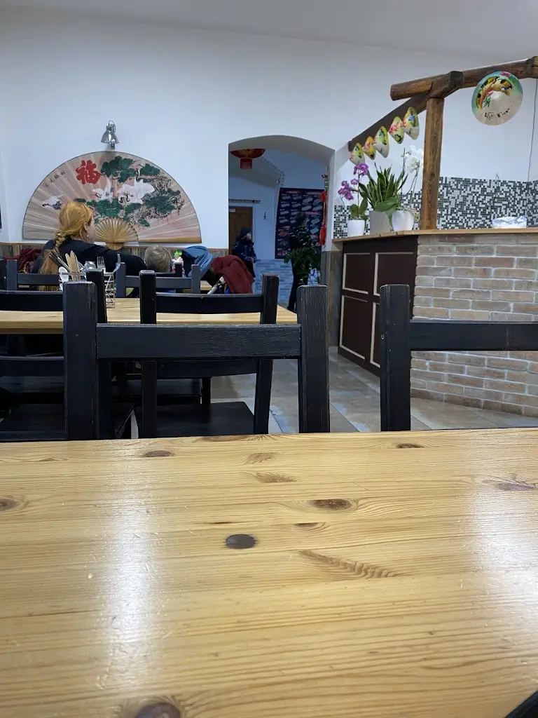 Vietnamské bistro a sushi ristorante a Čelákovice