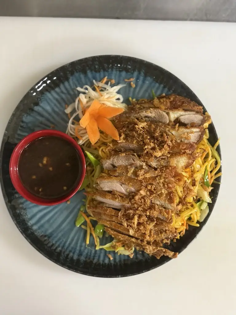 Vietnamské bistro a sushi_Čelákovice_slider_image_2