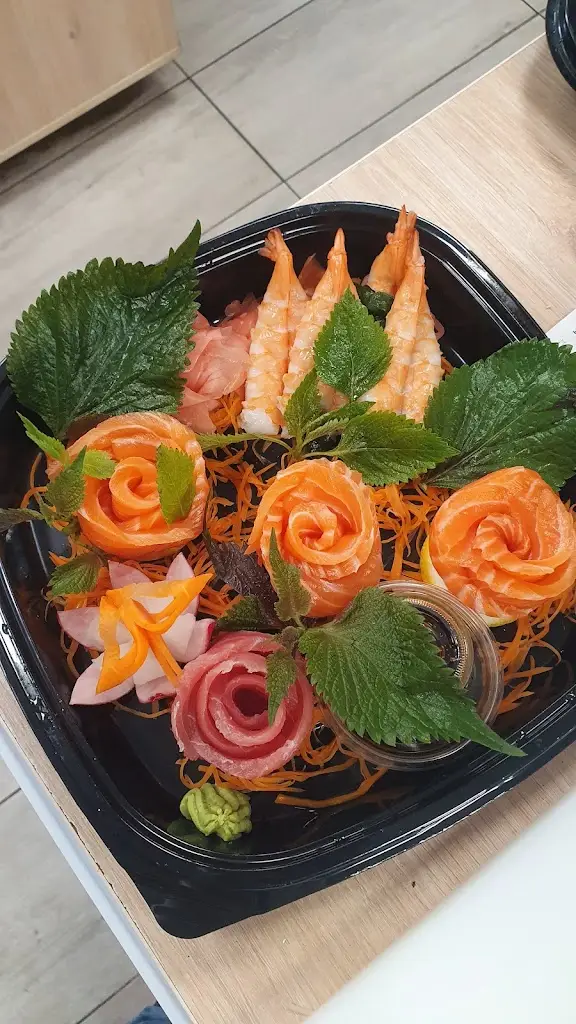 Vietnamské bistro a sushi_Čelákovice_slider_image_3