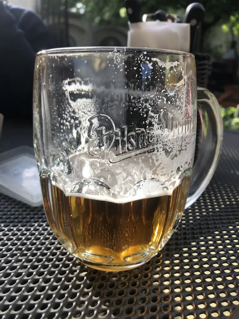 Joerg Feuer und Flamme_Pizzeria Antonio_Čelákovice_review