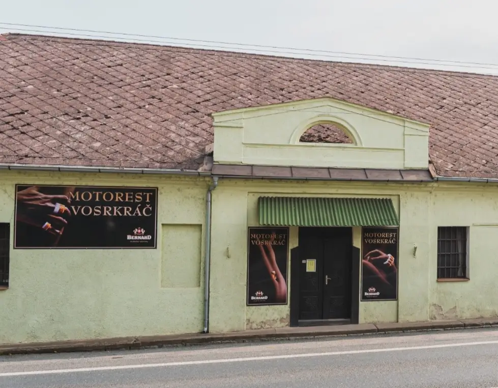 Motorest Vosrkráč ristorante a Církvice