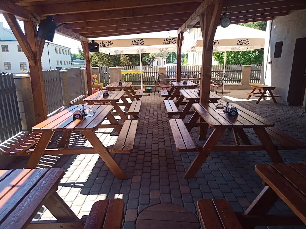 Hospůdka U Nádraží_Dolní Bousov_slider_image_1