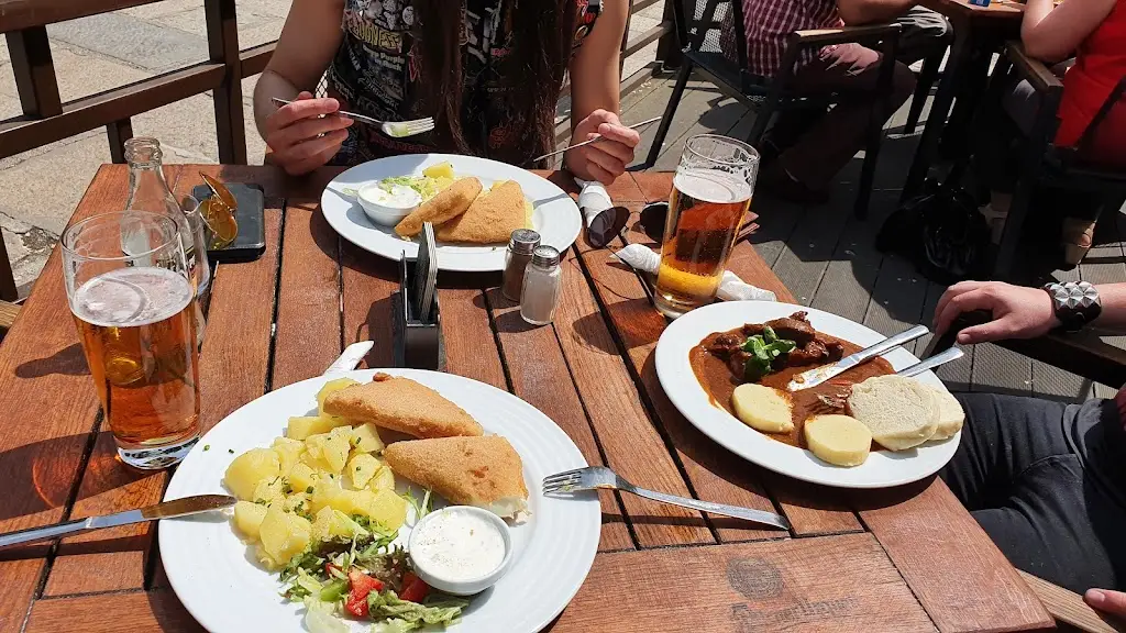 Thomas Brock_Hospoda U Sulana_Okres Písek_review