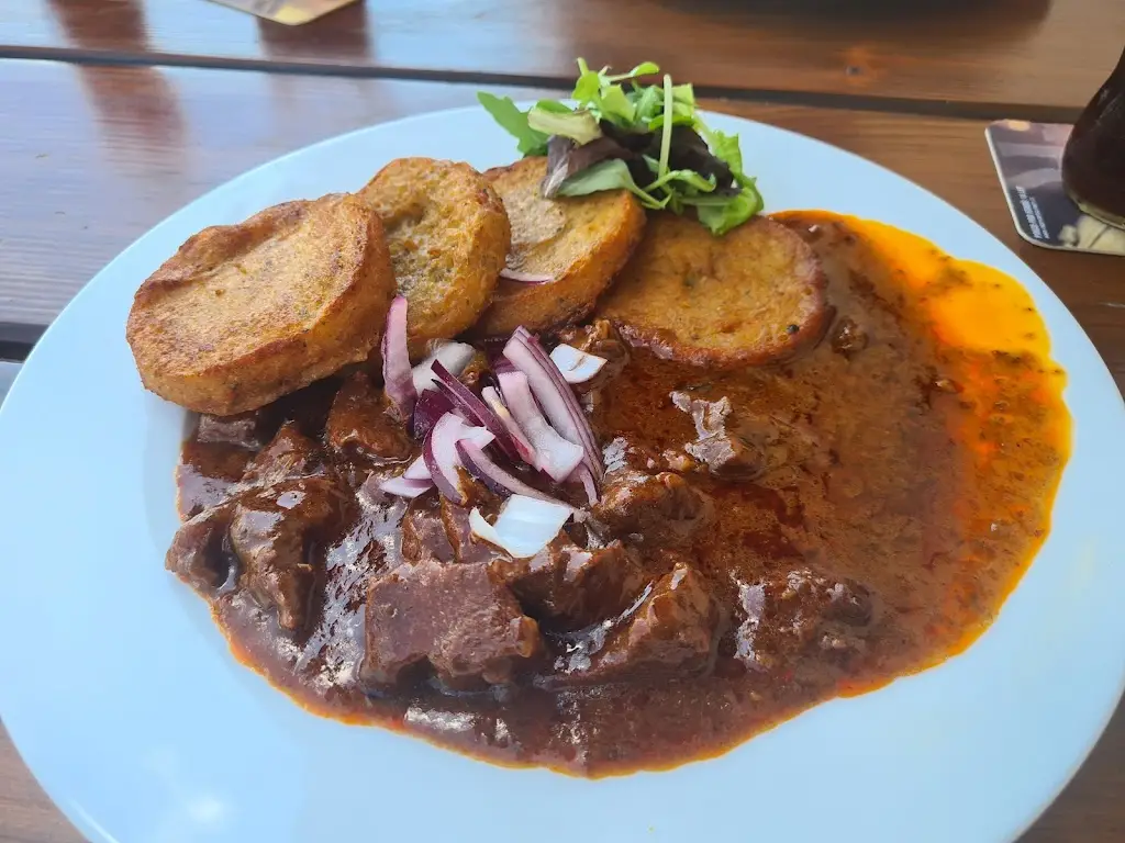 Nils_Stará Bárka_Dobřichovice_review