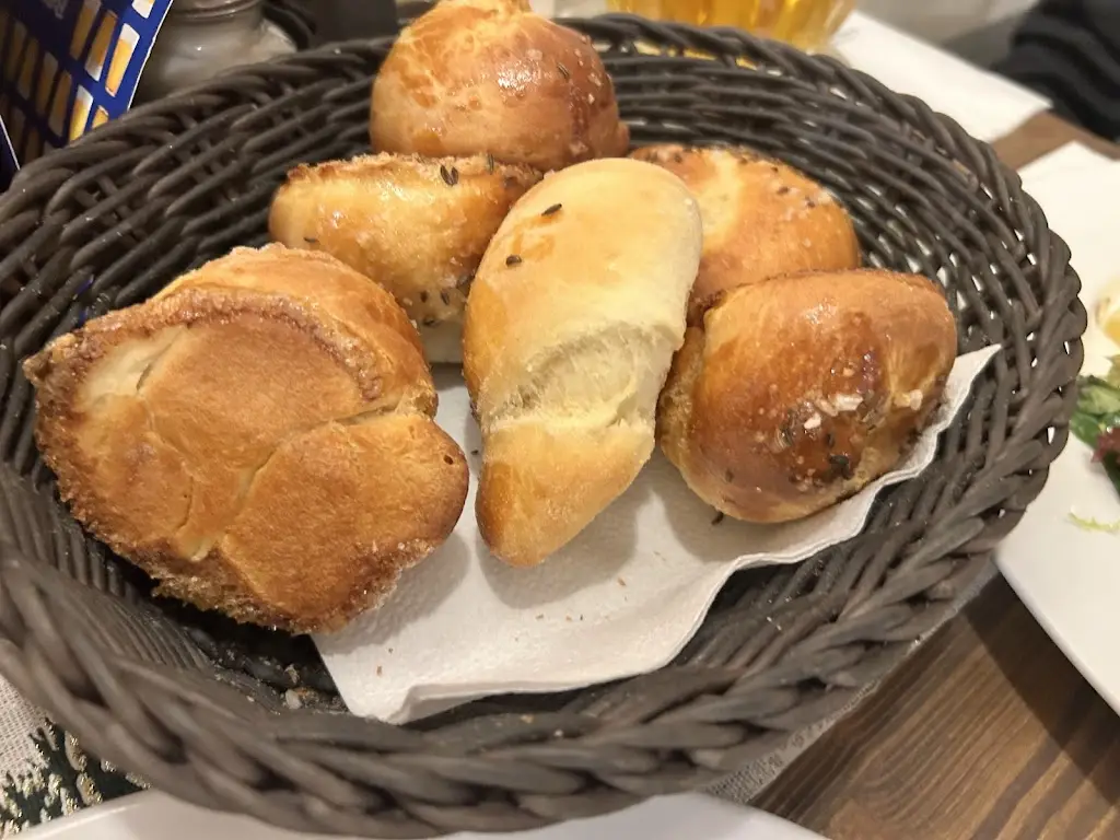 Radka Scott_Stará Bárka_Dobřichovice_review