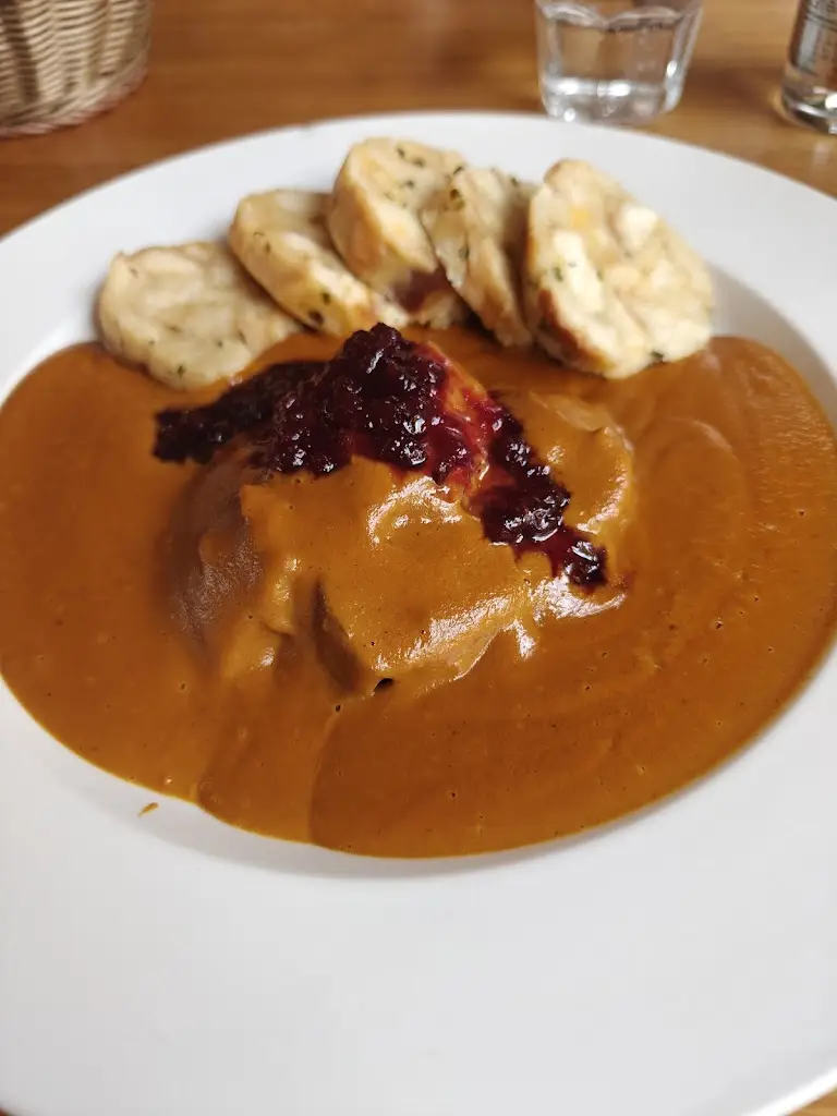 Anna Baranek_Hostinec Hořák Horoměřice_Horoměřice_review